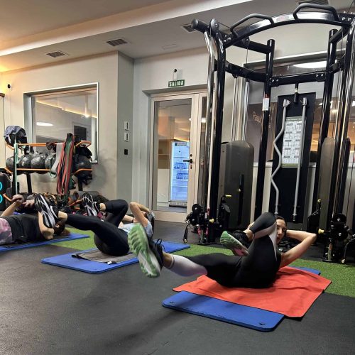 Clase de funcional training en el gimnasio BodyPlay de Arucas.