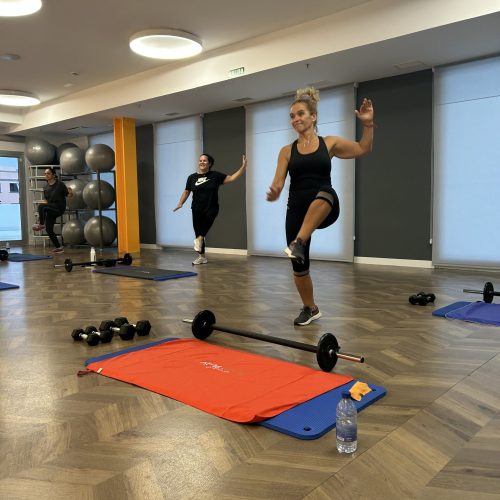 Clase de movifuerza el gimnasio BodyPlay de Arucas.